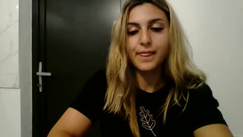 PlayfulNicole online show from 4, 6, 2026