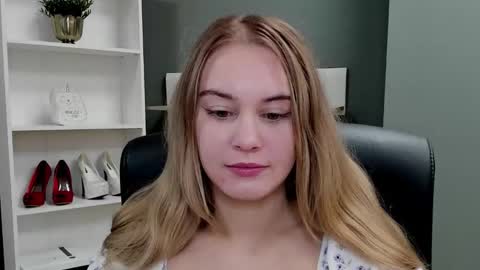 Valeria online show from 23, 11, 2025