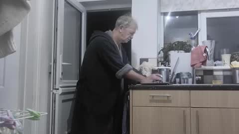 Play Me online show from 1, 12, 2025