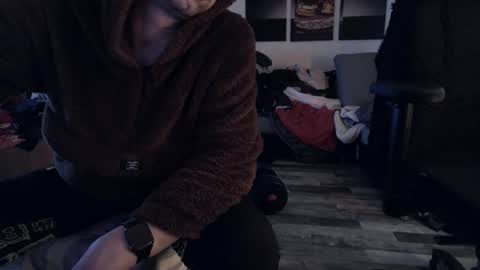 Hello ask me  . Im glad  to see you here in my room. Welcome PVT is open online show from 29, 3, 2026