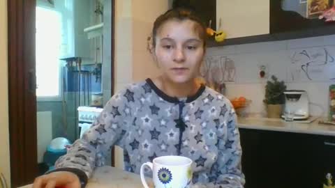 Snapshot of pleas3s_sweet chatting on 2, 3, 2025 pleas3s_sweet online show from 2, 3, 2025