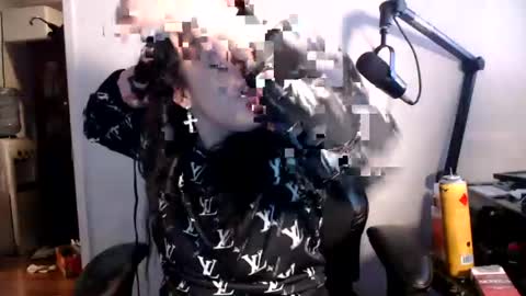 Snapshot of pleasantdinosaurus7537 chatting on 8, 10, 2025 pleasantdinosaurus7537 online show from 8, 10, 2025