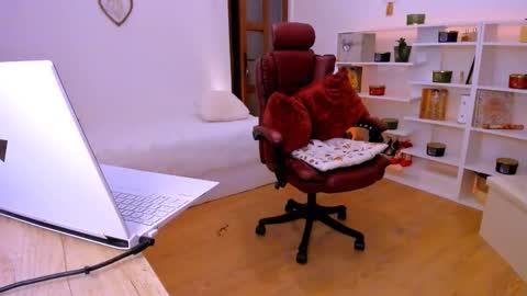 PleasureWitch online show from 24, 11, 2025