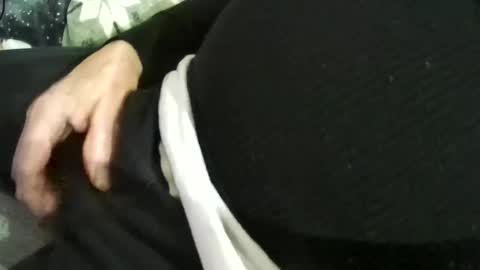 pleezsukit online show from 1, 2, 2025