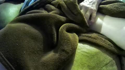 pleezsukit online show from 28, 2, 2025