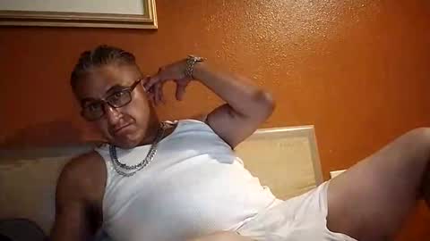 Snapshot of plmbrob chatting on 14, 5, 2026 plmbrob online show from 14, 5, 2026