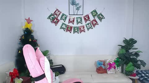 Ploysai online show from 13, 1, 2025