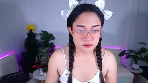 Ploysai online show from 19, 5, 2026