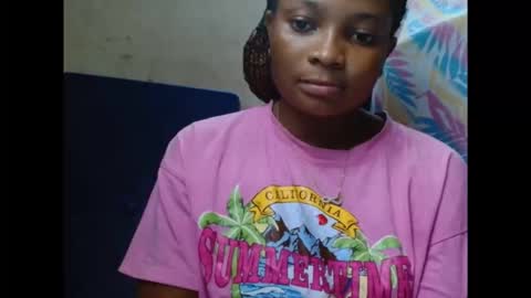 Snapshot of plumnjuicyx chatting on 15, 9, 2025 plumnjuicyx online show from 15, 9, 2025