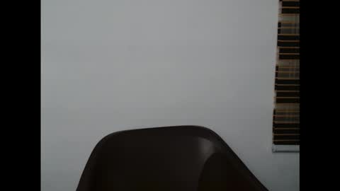 Snapshot of plumnjuicyx chatting on 27, 10, 2025 plumnjuicyx online show from 27, 10, 2025