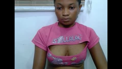 Snapshot of plumnjuicyx chatting on 23, 11, 2025 plumnjuicyx online show from 23, 11, 2025