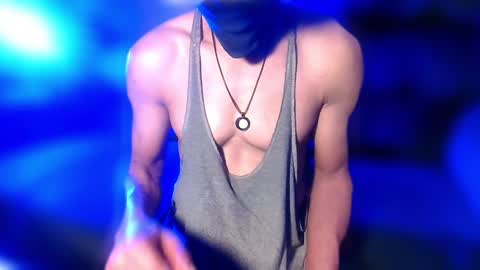 StraightPlush online show from 9, 1, 2025