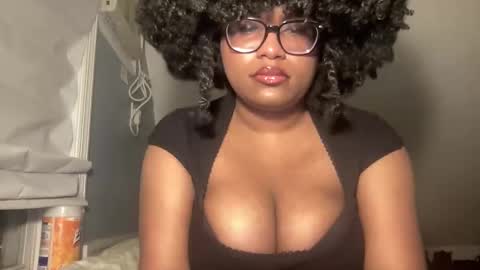 Snapshot of plushicore chatting on 8, 4, 2026 stariette online show from 8, 4, 2026