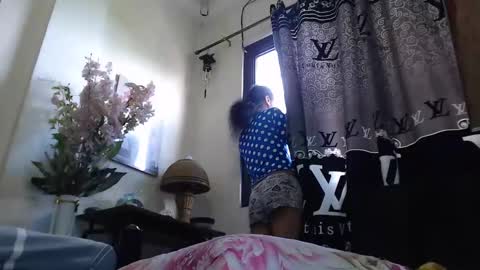 Snapshot of pocabigshane chatting on 13, 12, 2024 SHANE online show from 13, 12, 2024