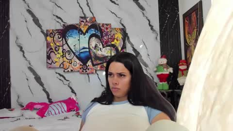 lesly pagina azul pocahontas982 online show from 22, 1, 2025