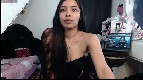 pocahot222 online show from 3, 10, 2025