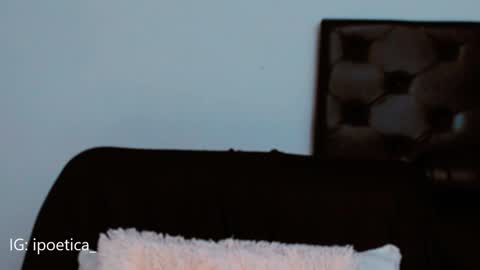 Snapshot of poeeticaa_ chatting on 19, 12, 2024 IG ipoetica online show from 19, 12, 2024