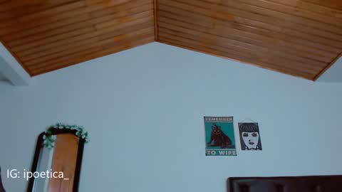 Snapshot of poeeticaa_ chatting on 29, 12, 2024 IG ipoetica online show from 29, 12, 2024