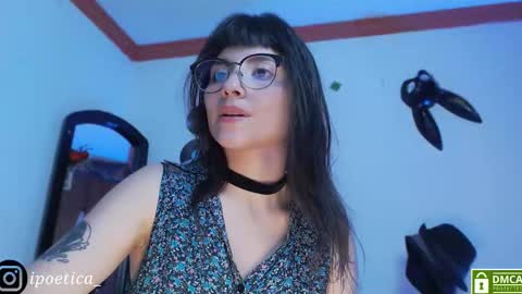 Snapshot of poeeticaa_ chatting on 4, 3, 2026 IG ipoetica online show from 4, 3, 2026