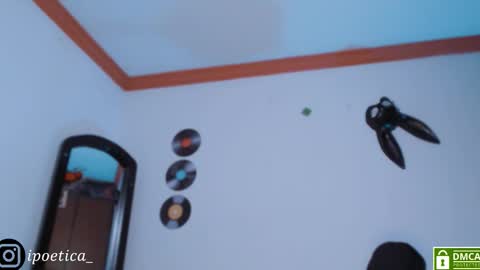 Snapshot of poeeticaa_ chatting on 5, 3, 2026 IG ipoetica online show from 5, 3, 2026