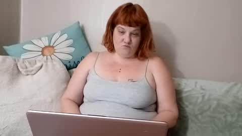 Snapshot of poisonivyvixen chatting on 15, 1, 2025 Poison Ivy online show from 15, 1, 2025