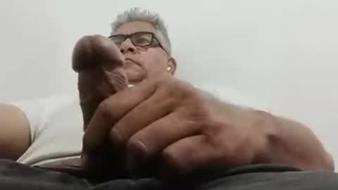 Snapshot of poli475 chatting on 8, 12, 2024 poli online show from 8, 12, 2024