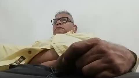 Snapshot of poli475 chatting on 16, 12, 2024 poli online show from 16, 12, 2024