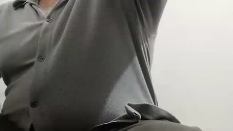 Snapshot of poli475 chatting on 7, 1, 2025 poli online show from 7, 1, 2025