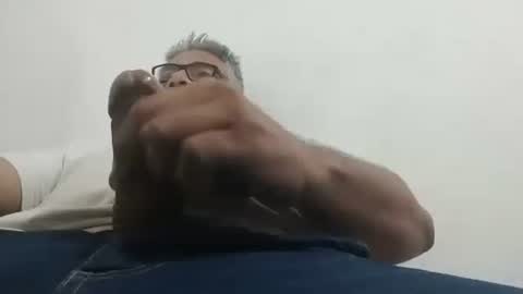 Snapshot of poli475 chatting on 15, 1, 2025 poli online show from 15, 1, 2025