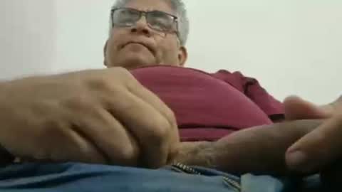 Snapshot of poli475 chatting on 30, 9, 2025 poli online show from 30, 9, 2025