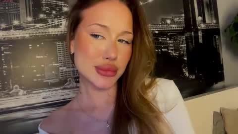 Snapshot of poli_molly chatting on 23, 2, 2026 Angelic online show from 23, 2, 2026