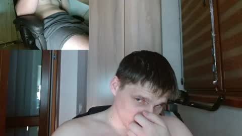 Snapshot of poliglotjoe2 chatting on 4, 7, 2026 Poliglotjoe2 online show from 4, 7, 2026