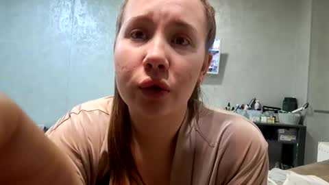 Snapshot of pollyandfill chatting on 1, 3, 2025 PollyandFill online show from 1, 3, 2025