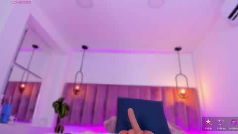 POLLY online show from 25, 5, 2026
