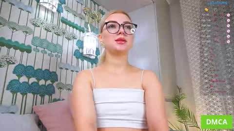 Snapshot of pollybun chatting on 21, 10, 2025 Anna online show from 21, 10, 2025