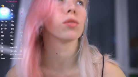 Snapshot of pollybun chatting on 23, 11, 2025 Anna online show from 23, 11, 2025