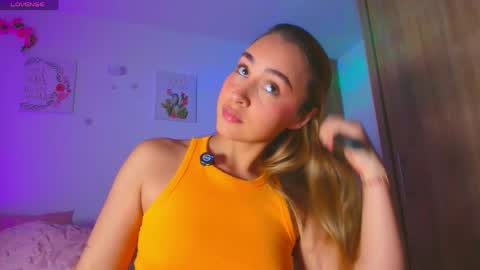 Snapshot of pollygrey_ chatting on 10, 5, 2026 Carolina online show from 10, 5, 2026