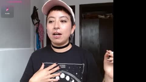 Snapshot of poly_mer chatting on 5, 2, 2025 Poly online show from 5, 2, 2025