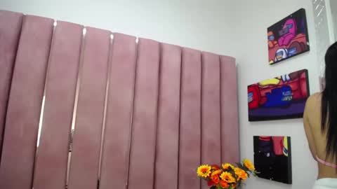 poly sasha  online show from 11, 3, 2025