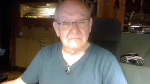 Snapshot of pomme1949 chatting on 1, 2, 2025 pomme1949 online show from 1, 2, 2025