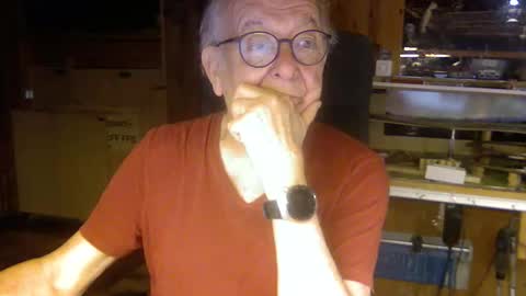 Snapshot of pomme1949 chatting on 23, 10, 2025 pomme1949 online show from 23, 10, 2025