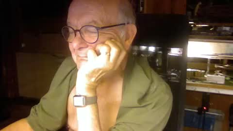 Snapshot of pomme1949 chatting on 27, 10, 2025 pomme1949 online show from 27, 10, 2025