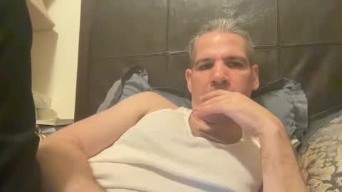 Snapshot of ponchynyc chatting on 27, 9, 2025 PONCH online show from 27, 9, 2025