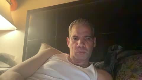 Snapshot of ponchynyc chatting on 4, 10, 2025 PONCH online show from 4, 10, 2025