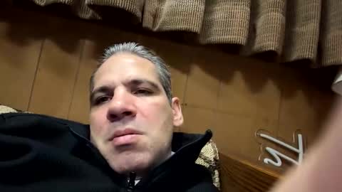 Snapshot of ponchynyc chatting on 27, 10, 2025 PONCH online show from 27, 10, 2025