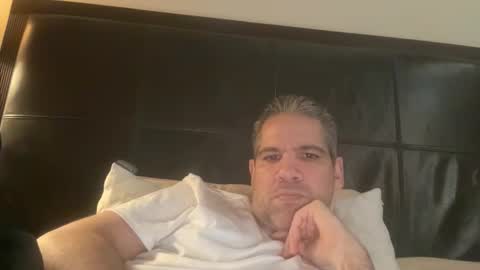 Snapshot of ponchynyc chatting on 3, 11, 2025 PONCH online show from 3, 11, 2025