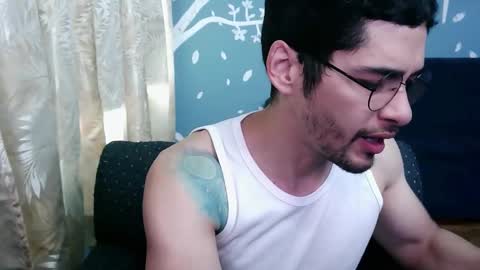 Snapshot of ponzothc chatting on 19, 10, 2025 ponzothc online show from 19, 10, 2025