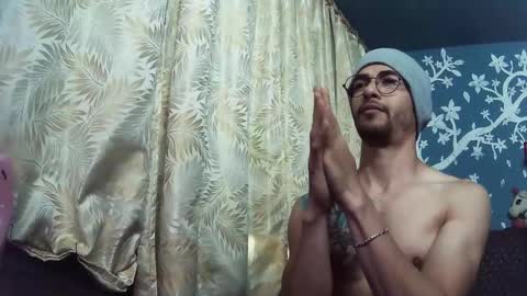 Snapshot of ponzothc chatting on 7, 11, 2025 ponzothc online show from 7, 11, 2025