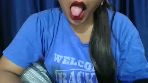 Snapshot of poojalady chatting on 22, 6, 2026 poojalady online show from 22, 6, 2026