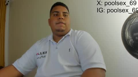 Snapshot of poolsexx_69 chatting on 9, 9, 2025 poolsexx_69 online show from 9, 9, 2025